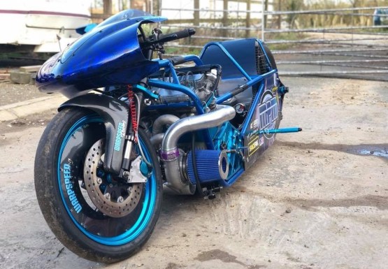 16A3CF80-10B9-4B91-AFF0-97C3CA0E2CC8