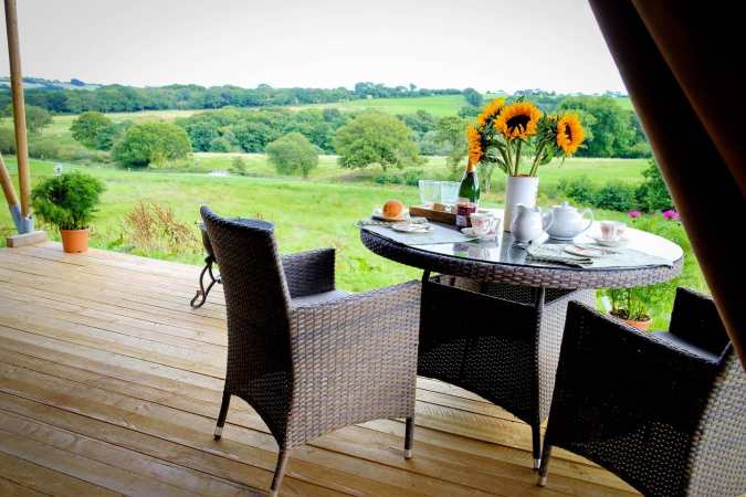 08CD5406-7273-45A6-8C96-67D47E34B0E1