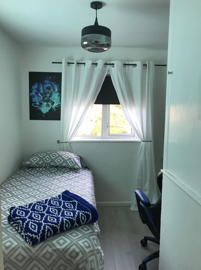 D99A866F-5E71-4AD3-B3BD-456408A3D2EB